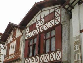 la_bastide_clairence2.jpg (13915 octets)